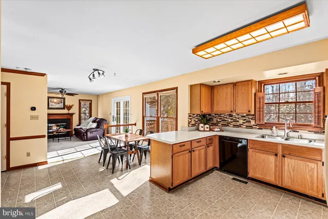 $519,900 | 10628 Chesterwood Drive, Spotsylvania, VA 22553