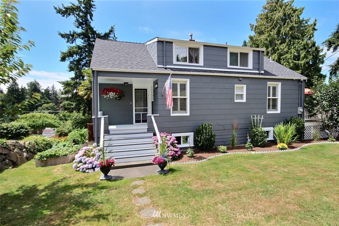 4502 Southwest Austin Street Seattle, WA 98136 - Photo 1 of 25 Gallery Image 1