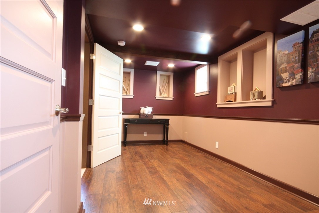 4502 Southwest Austin Street Seattle, WA 98136 - Photo 22 of 25 Gallery Image 22