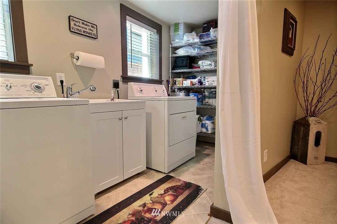 4502 Southwest Austin Street Seattle, WA 98136 - Photo 23 of 25 Gallery Image 23