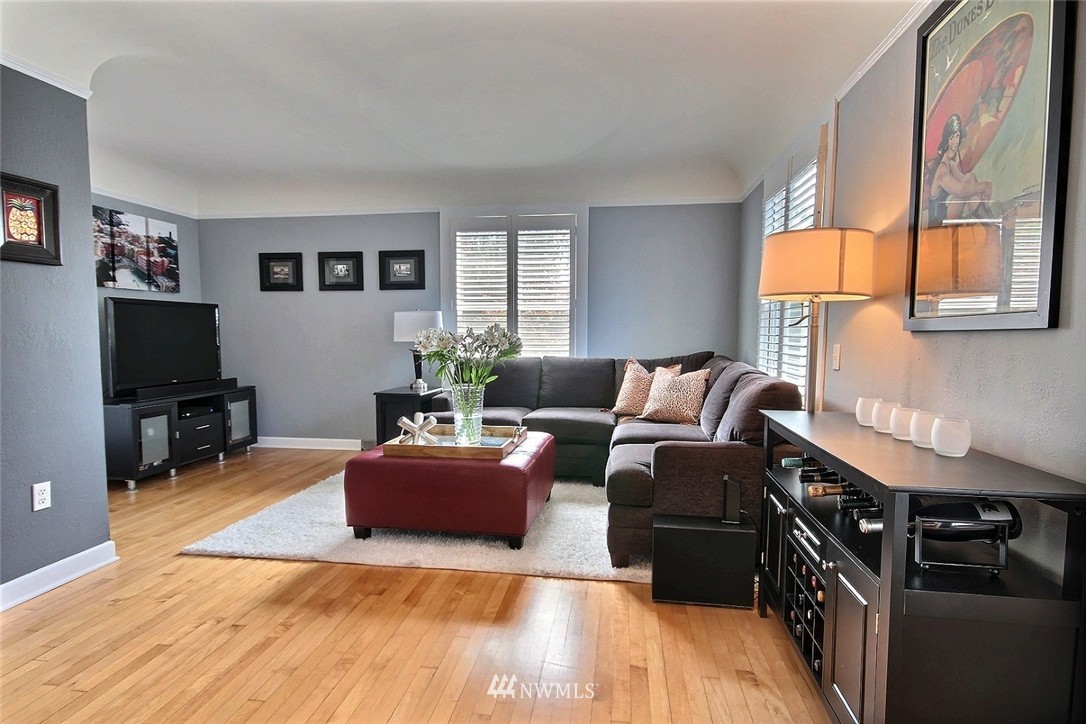 4502 Southwest Austin Street Seattle, WA 98136 - Photo 9 of 25 Gallery Image 9