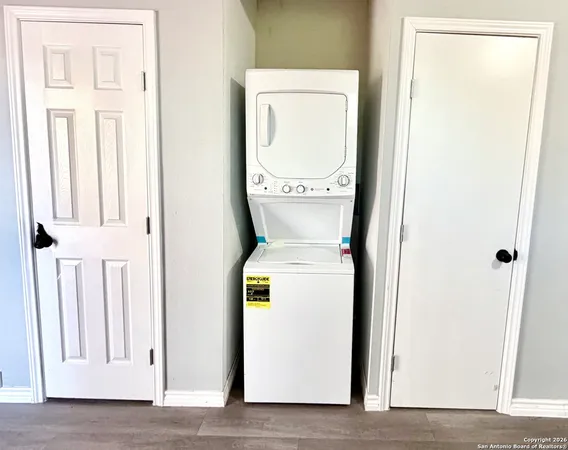 $800 | 322 Sprucewood Lane, Unit 1, San Antonio, TX 78216
