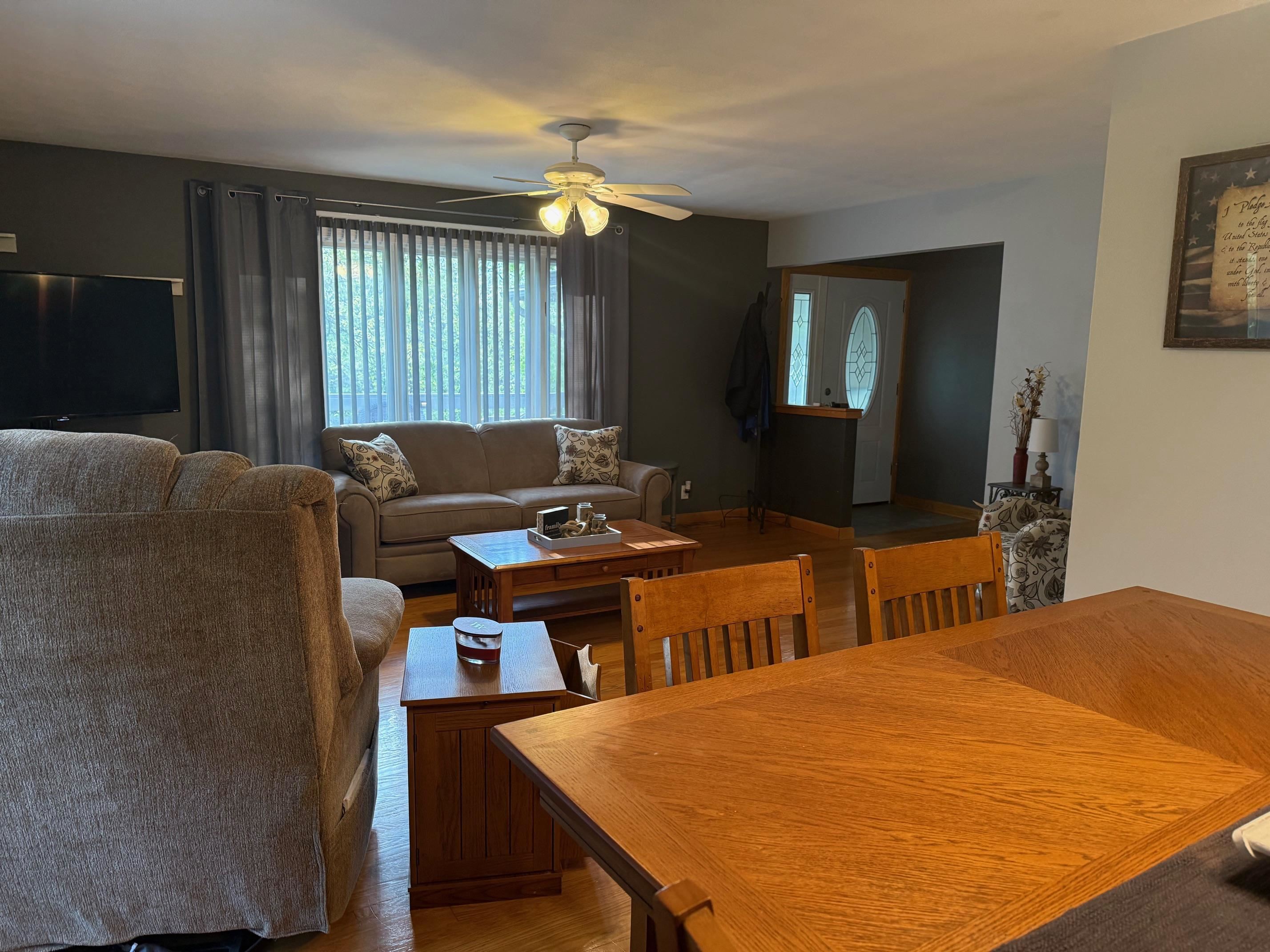7758 Ray Court Roscoe, IL 61073 - Photo 14 of 37