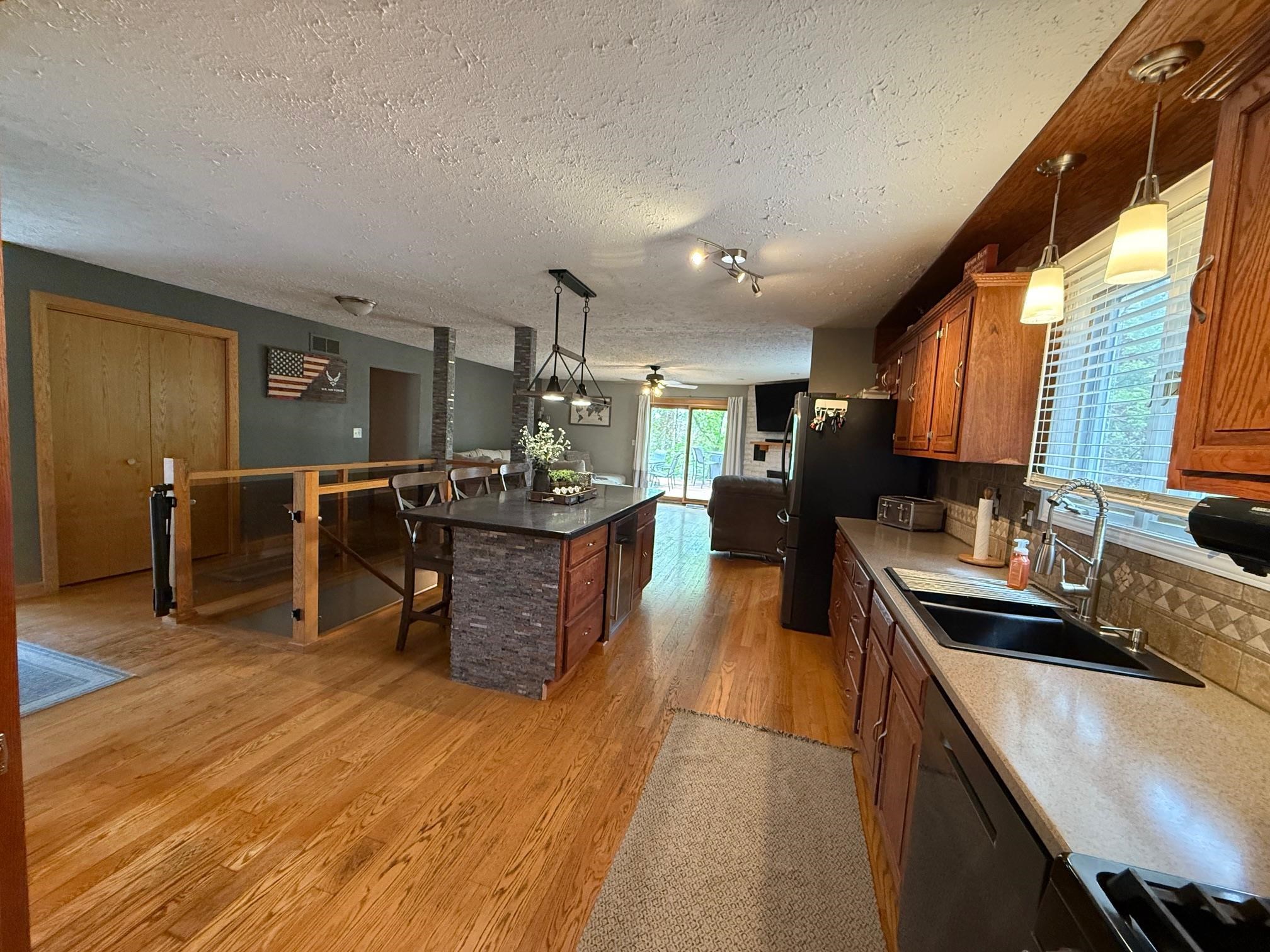 7758 Ray Court Roscoe, IL 61073 - Photo 5 of 37 a kitchen with lots of counter top space