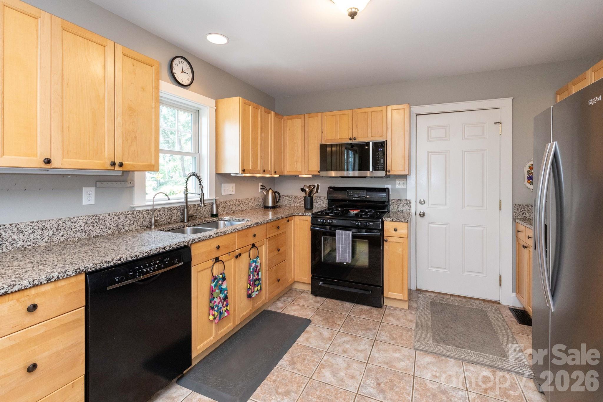 278 Brevard Road Asheville, NC 28806 - Photo 11 of 44 Gallery Image 11