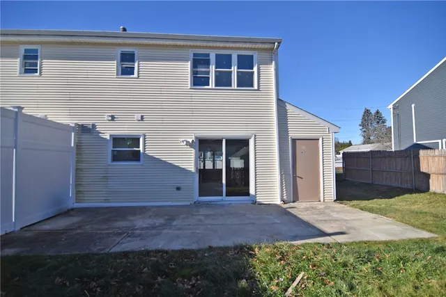 $2,295 | 8 Coleman Street, Unit B, North Providence, RI 02904