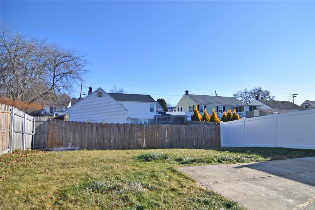 8 Coleman Street, Unit B North Providence, RI 02904 - Photo 20 of 20