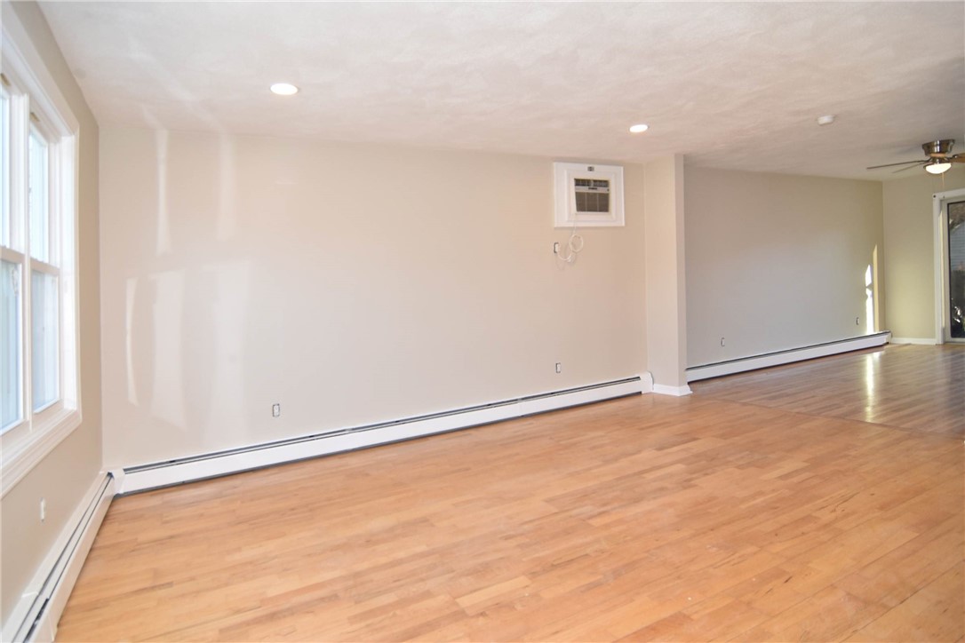 8 Coleman Street, Unit B North Providence, RI 02904 - Photo 5 of 20