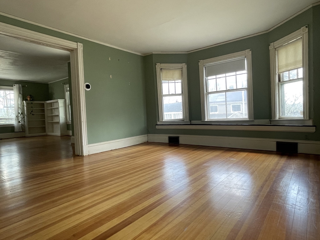 16 Barnard Road Worcester, MA 01605 - Photo 15 of 41