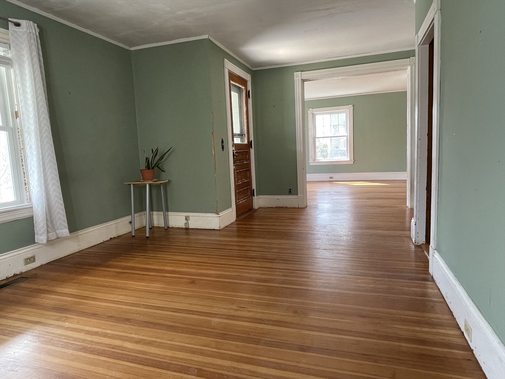 16 Barnard Road Worcester, MA 01605 - Photo 18 of 41