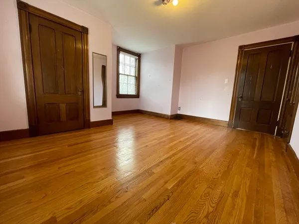 $479,900 | 16 Barnard Road, Worcester, MA 01605