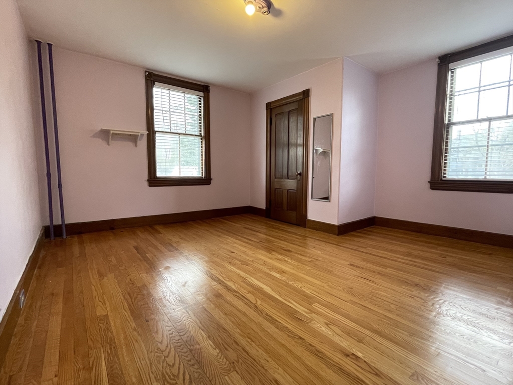 16 Barnard Road Worcester, MA 01605 - Photo 26 of 41