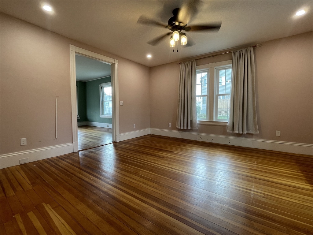 16 Barnard Road Worcester, MA 01605 - Photo 9 of 41