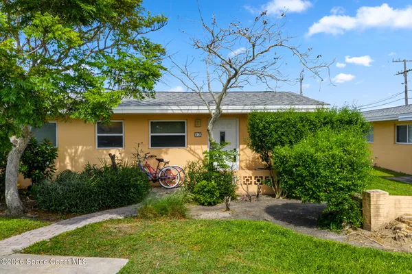 $1,875 | 714 Catalina Road, Unit 17, Cocoa Beach, FL 32931