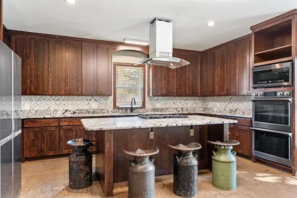 $730,000 | 136 Oak Creek Drive, Anna, TX 75409