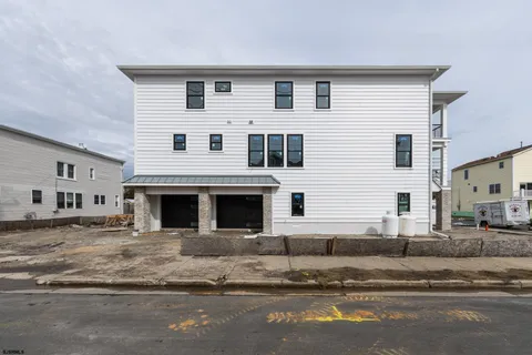 $2,499,900 | 7311 Monmouth Avenue, Ventnor City, NJ 08406
