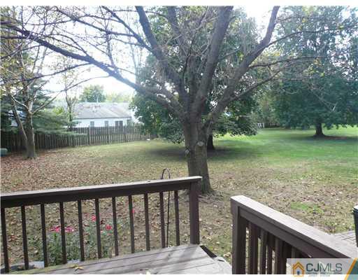 22 Pheasant Run Edison, NJ 08820 - Photo 10 of 10