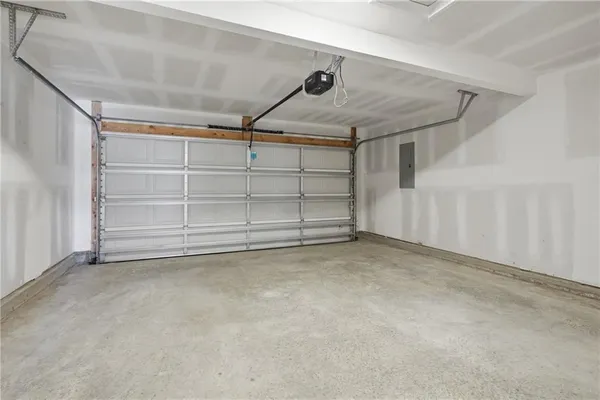 $345,690 | 19475 Lincoln Street, Spring Hill, KS 66083