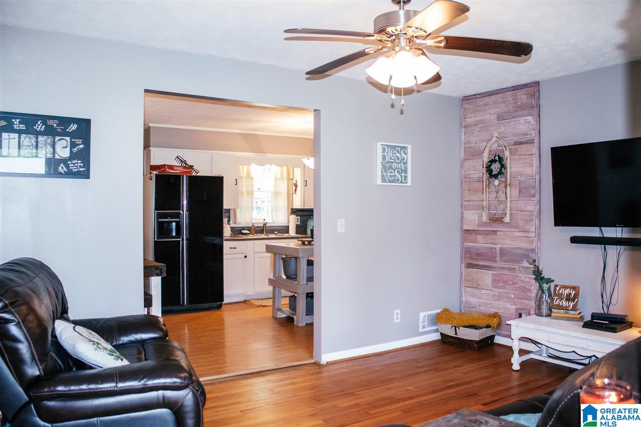 904 Ridge Drive Weaver, AL 36277 - Photo 4 of 30