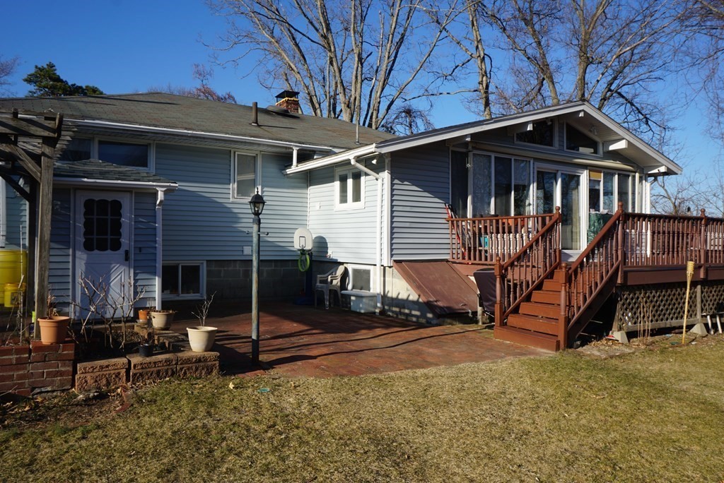 134 Columbia Road Lowell, MA 01854 - Photo 2 of 26 Gallery Image 2