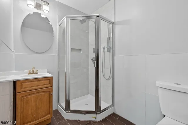 $925,000 | 301 South Parkway, Clifton, NJ 07014