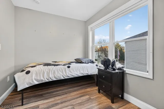 $925,000 | 301 South Parkway, Clifton, NJ 07014