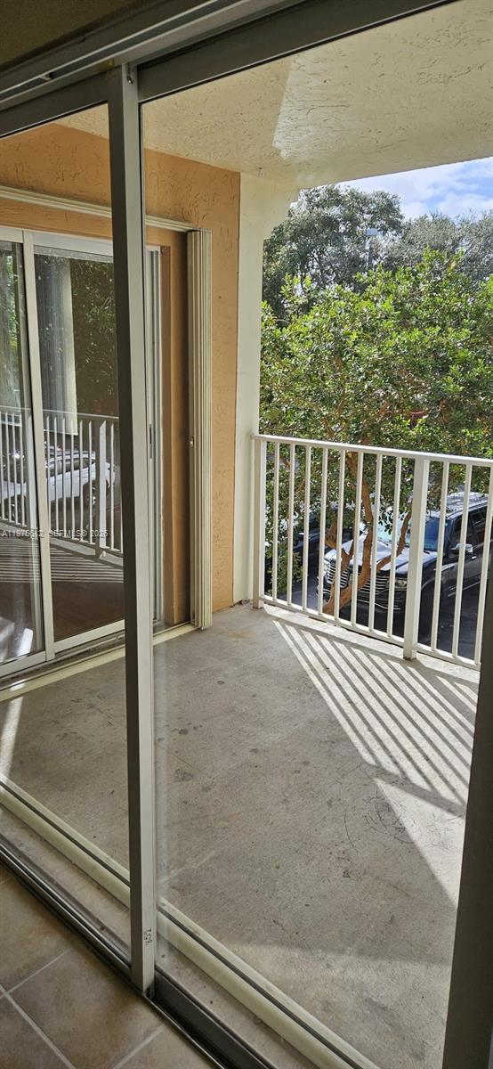 3848 Lyons Road, Unit 2051 Coconut Creek, FL 33073 - Photo 20 of 36