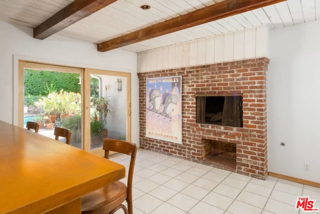 3480 Mandeville Canyon Road Los Angeles, CA 90049 - Photo 11 of 34