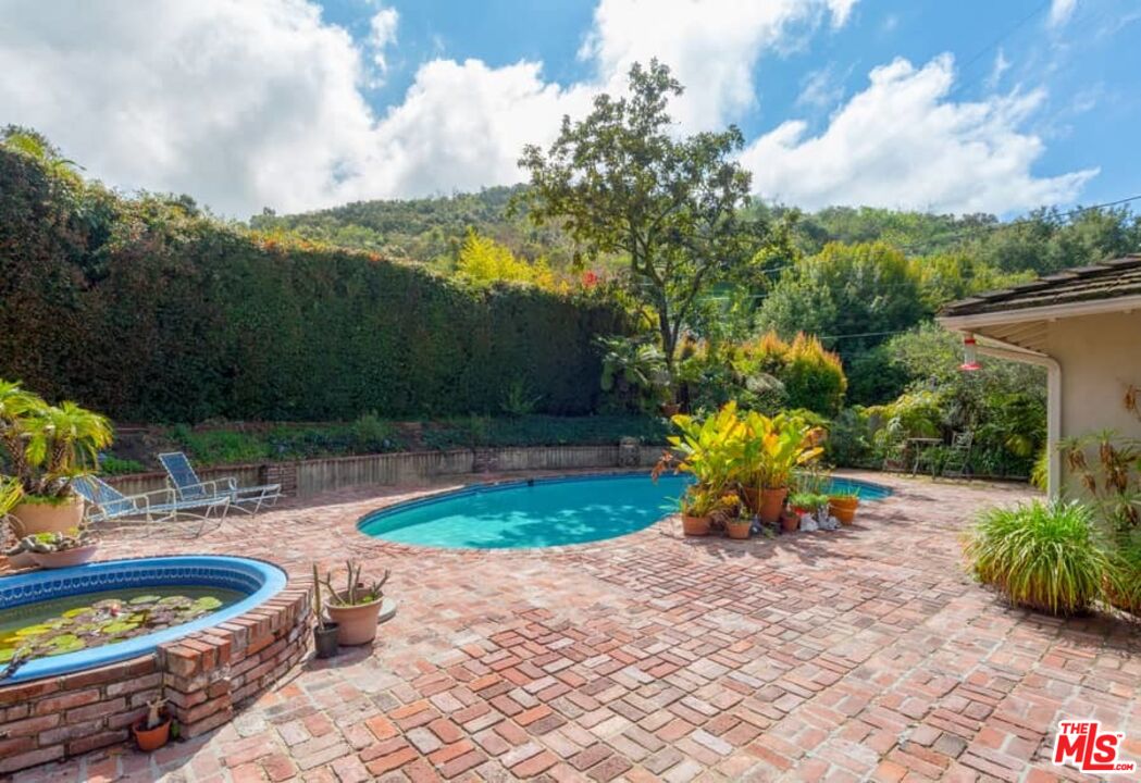 3480 Mandeville Canyon Road Los Angeles, CA 90049 - Photo 33 of 34