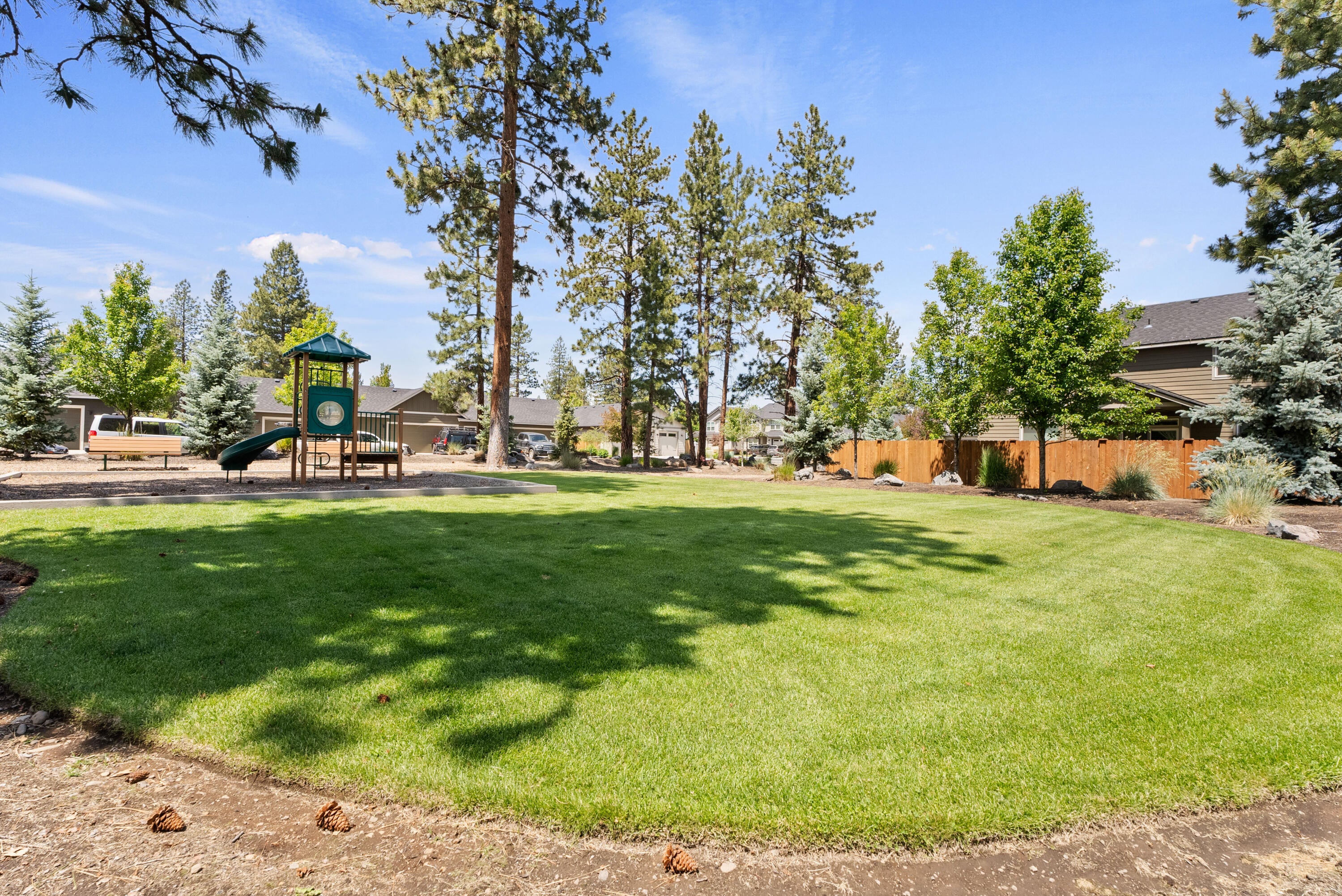 482 North Village Meadows Road Sisters, OR 97759 - Photo 30 of 34 86-print-Riley Visuals-86