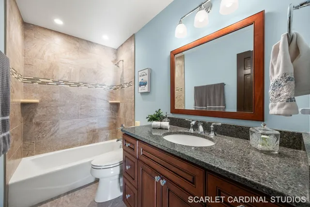 $625,000 | 307 Leeds Court, Naperville, IL 60565