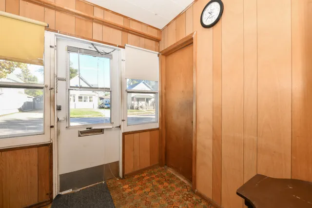 $209,000 | 6602 18th Avenue, Kenosha, WI 53143