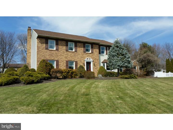 3225 Darien Road Bethlehem, PA 18020 - Photo 2 of 25 Gallery Image 2