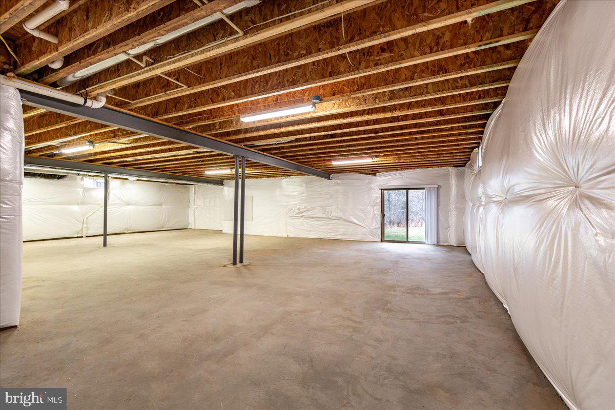 13712 Long Ridge Drive Gainesville, VA 20155 - Photo 47 of 62 a view of an empty room with a window