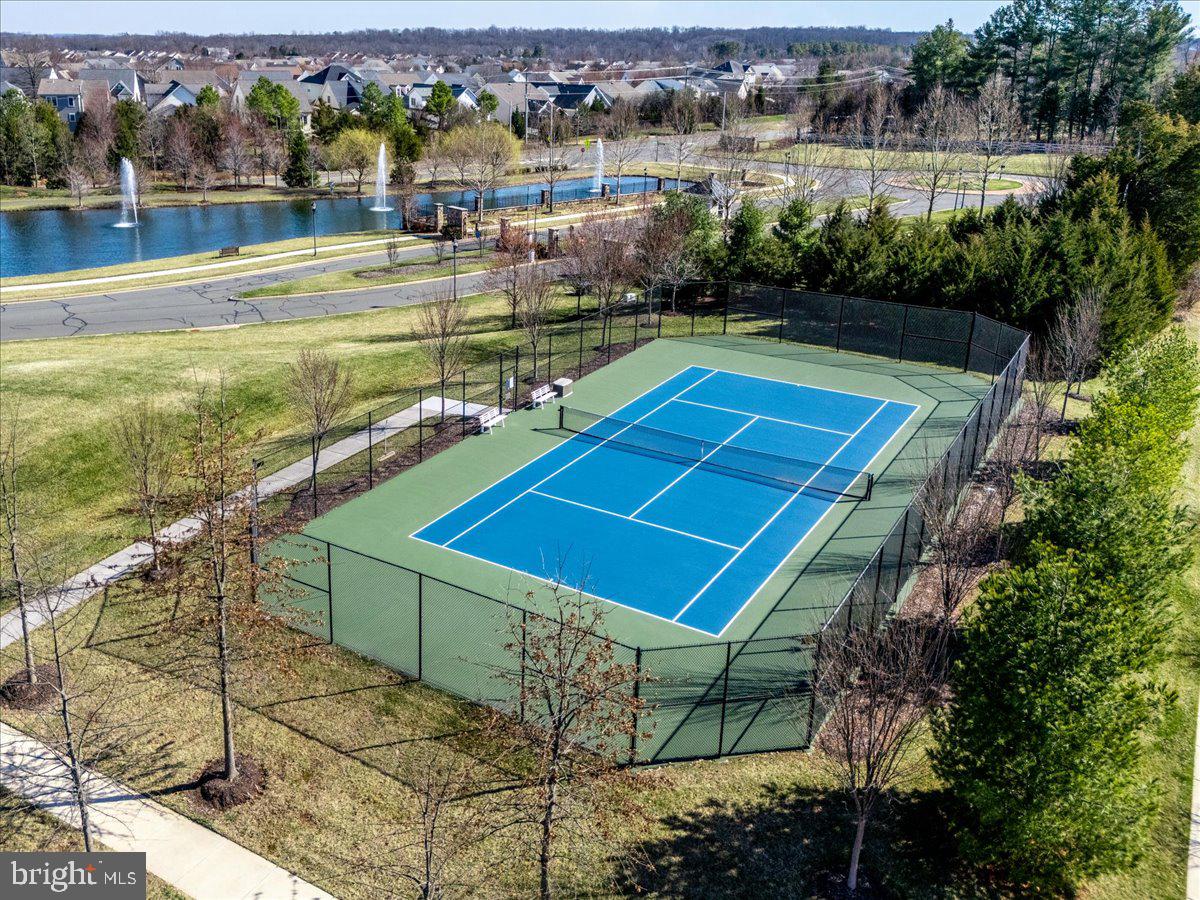13712 Long Ridge Drive Gainesville, VA 20155 - Photo 57 of 62 community amenities