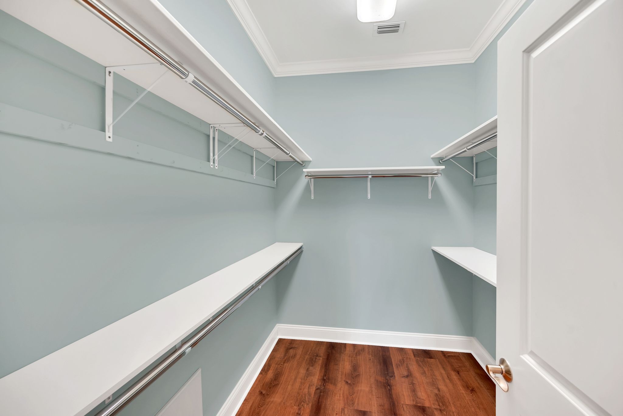 2411 Crestmoor Road, Unit 104 Nashville, TN 37215 - Photo 25 of 32 a view of wooden floor