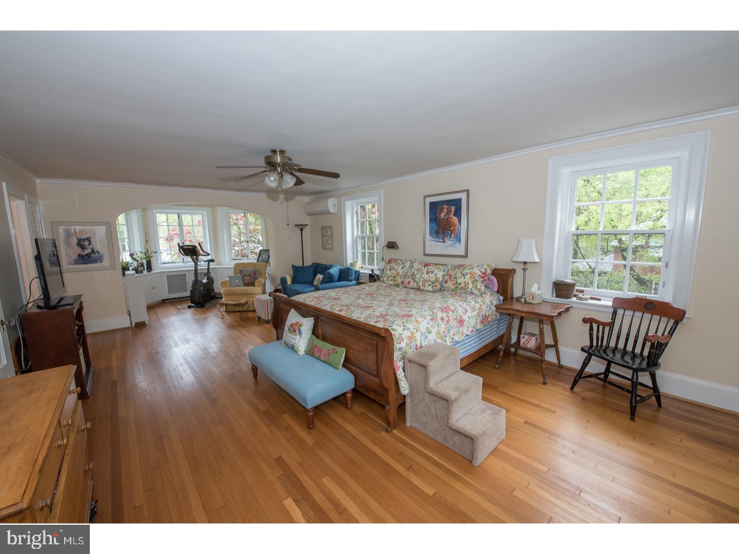 6463 Sherwood Road Philadelphia, PA 19151 - Photo 17 of 25 Gallery Image 17