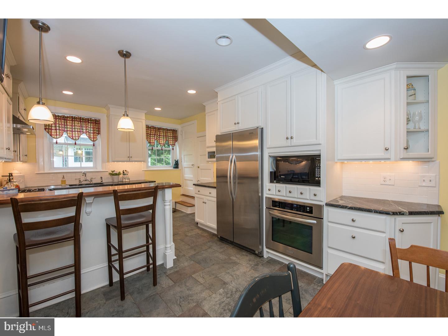 6463 Sherwood Road Philadelphia, PA 19151 - Photo 10 of 25 Gallery Image 10