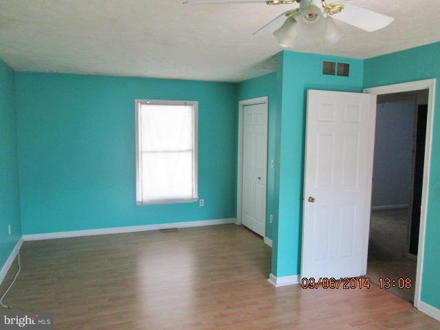 Bedroom (Master)