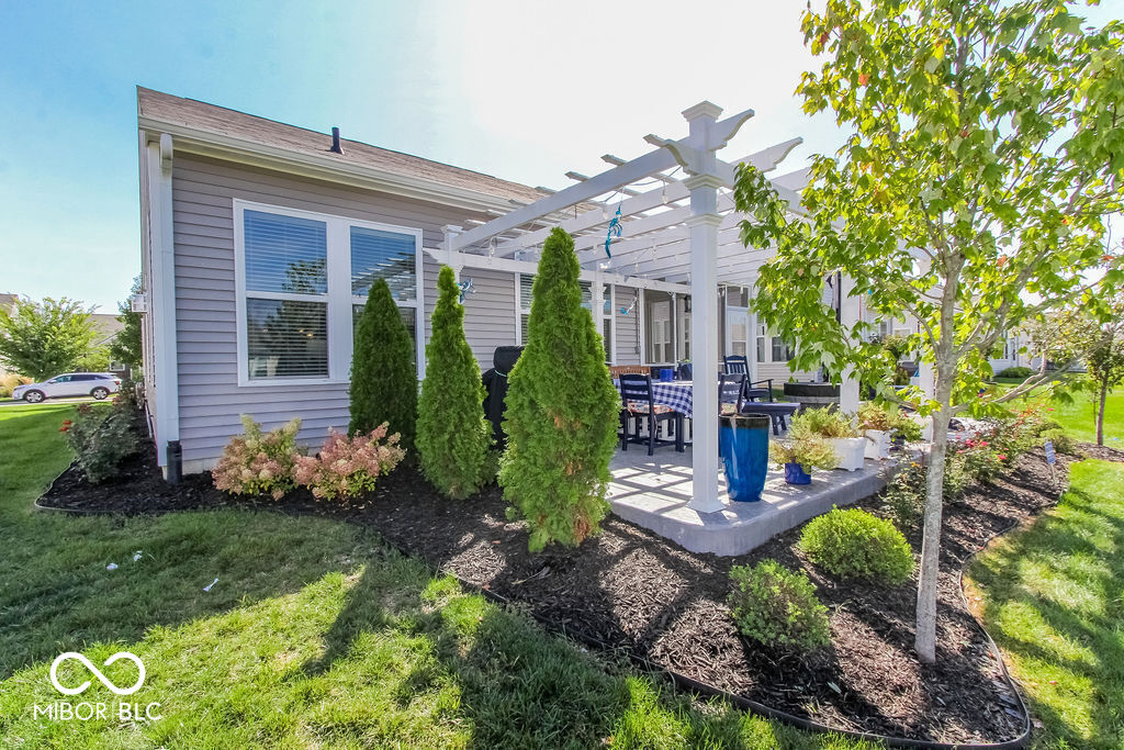 13496 Mosaic Street Fishers, IN 46037 - Photo 28 of 37