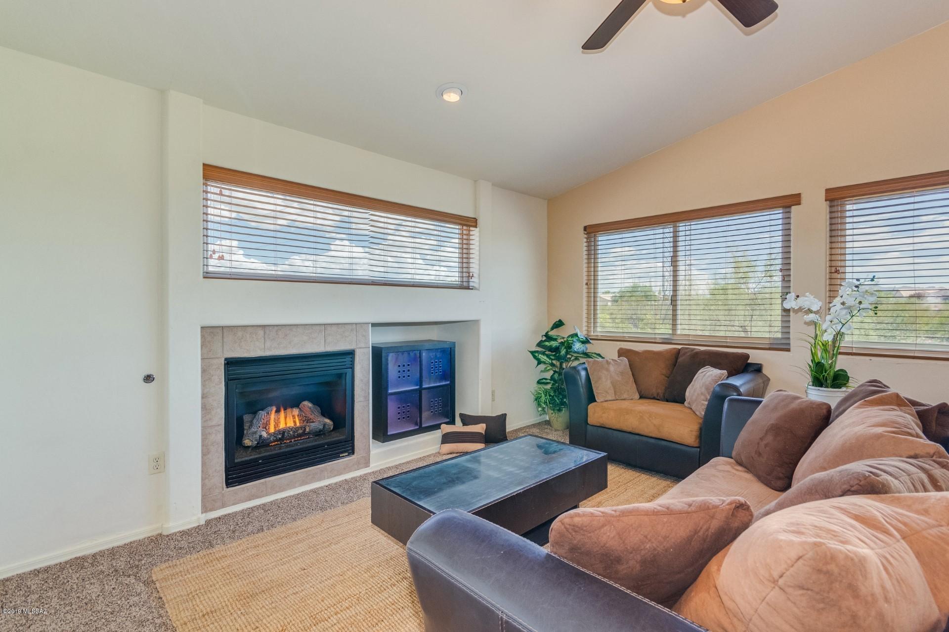 13610 East Mooncloud Way Vail, AZ 85641 - Photo 5 of 21