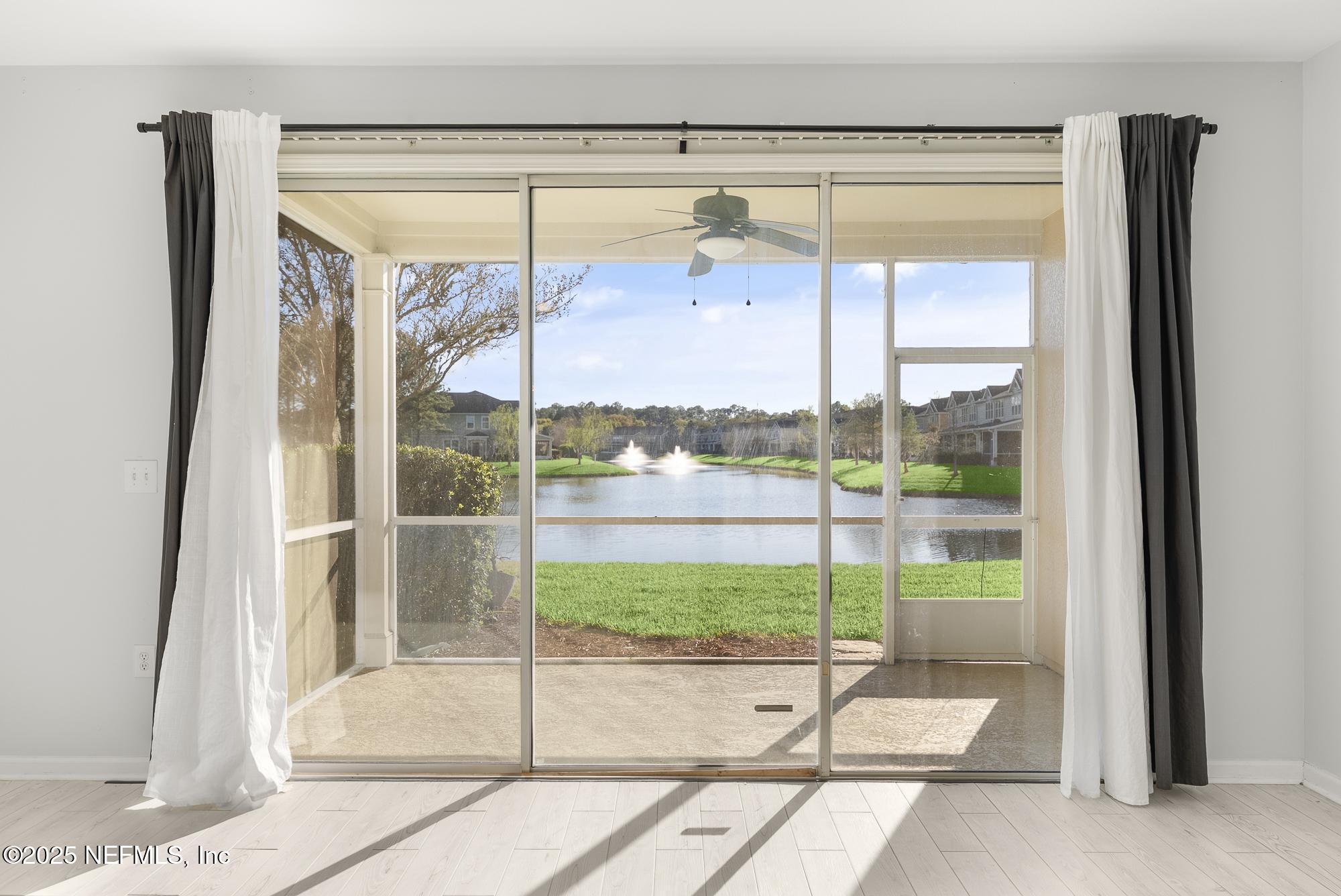 6916 Roundleaf Drive Jacksonville, FL 32258 - Photo 12 of 46 6916_Roundleaf-HDR-12