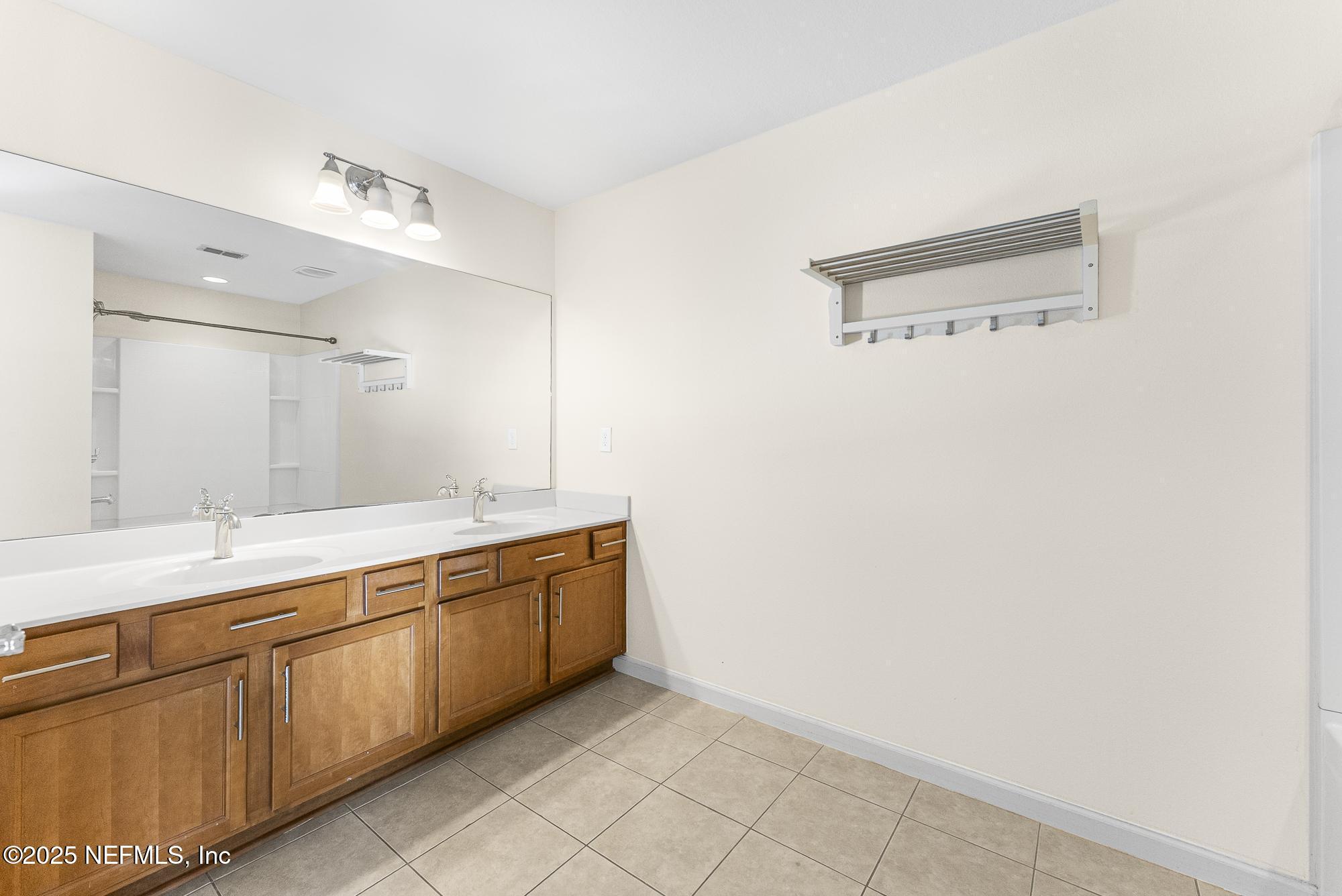 6916 Roundleaf Drive Jacksonville, FL 32258 - Photo 23 of 46 6916_Roundleaf-HDR-25