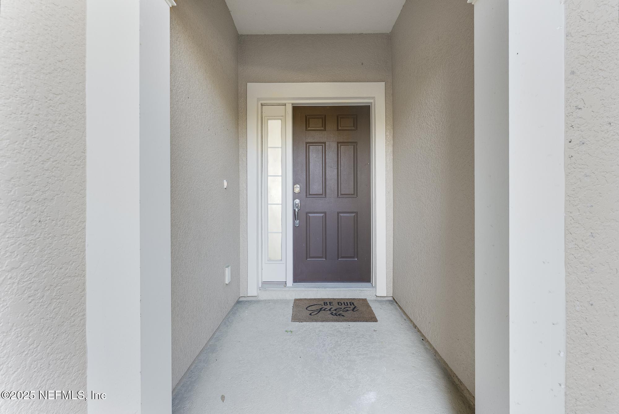 6916 Roundleaf Drive Jacksonville, FL 32258 - Photo 4 of 46 6916_Roundleaf-HDR-04