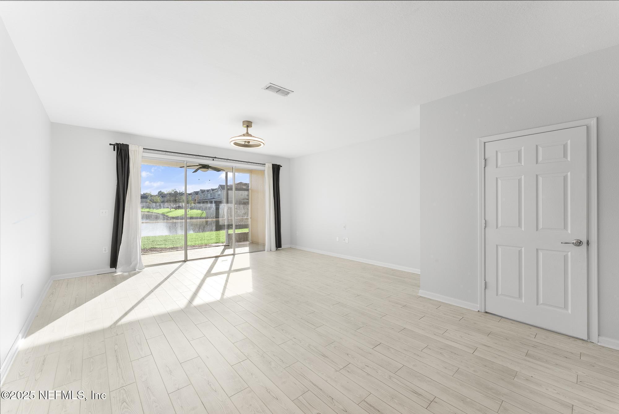 6916 Roundleaf Drive Jacksonville, FL 32258 - Photo 10 of 46 6916_Roundleaf-HDR-10