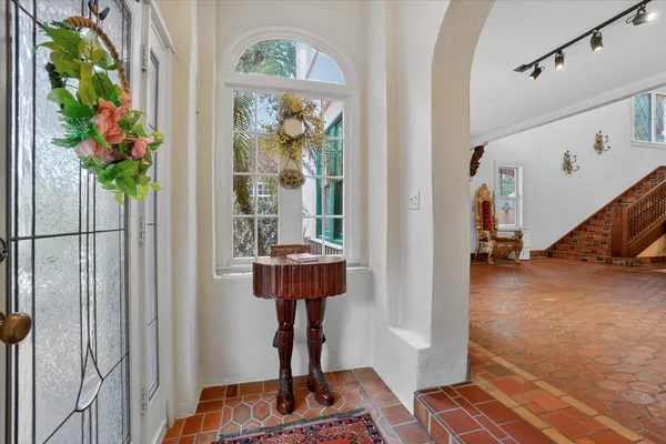 a view of a bunch of trees in a field