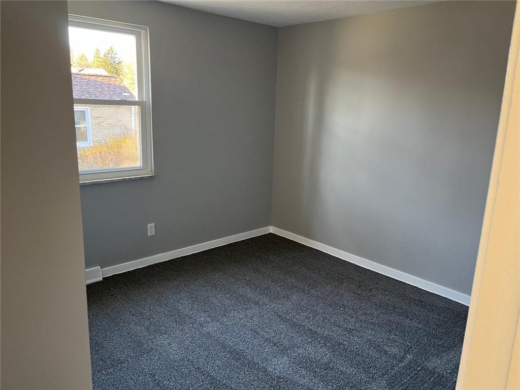 7810 Roderick Drive Pittsburgh, PA 15237 - Photo 13 of 17 Gallery Image 13
