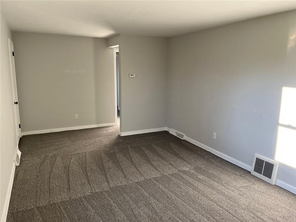 7810 Roderick Drive Pittsburgh, PA 15237 - Photo 8 of 17 Gallery Image 8