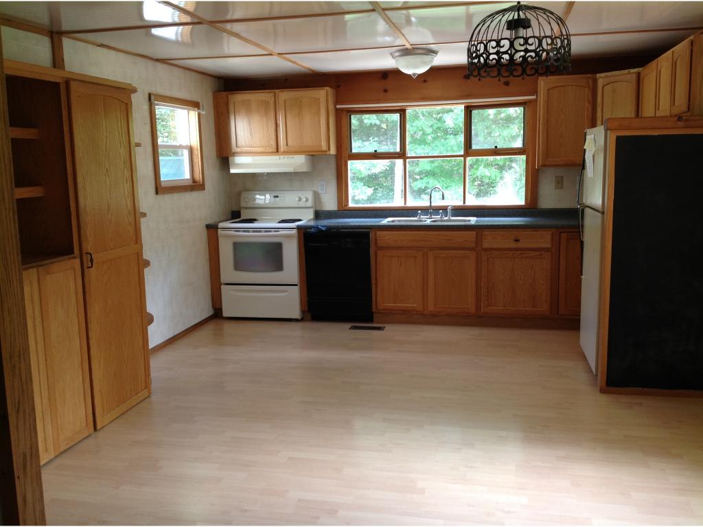 324 Town House Road Effingham, NH 03882 - Photo 10 of 36