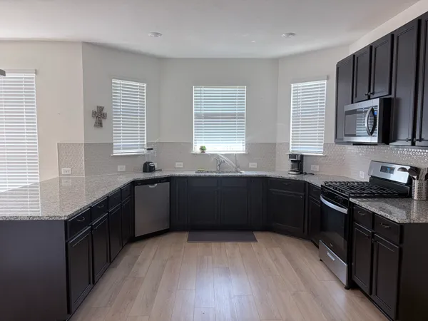 $2,400 | 4841 Sun Falls Drive, Katy, TX 77493